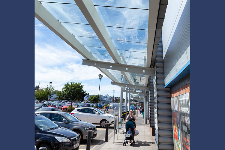 Central Retail Park - canopy glazing